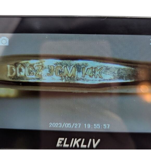 JCM 14K Yellow Gold Princess Cut CZ Leverback Dangle Earrings – 1.88g - Picture 3 of 4